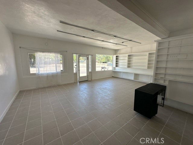 14531 Lakeshore Drive Property Photo 3