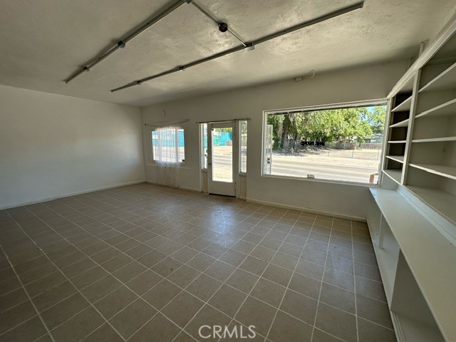 14531 Lakeshore Drive Property Photo 4