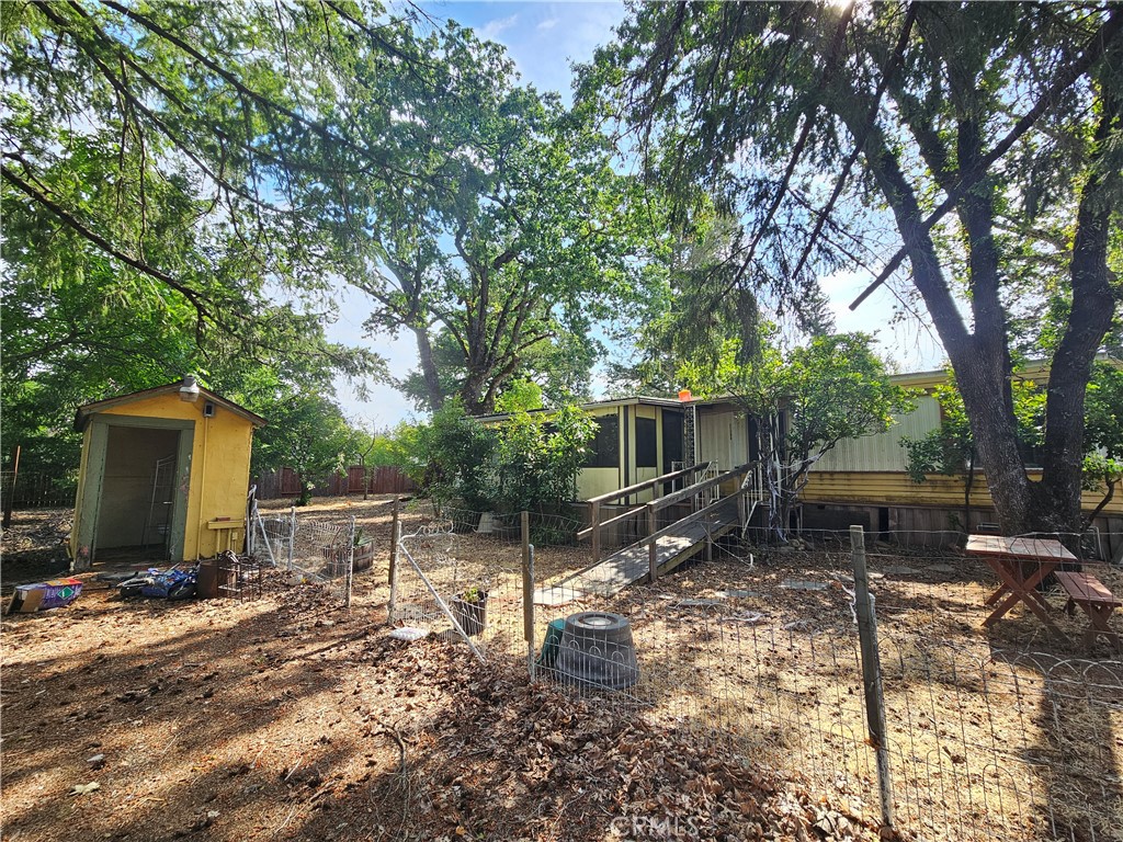21298 Calistoga Property Photo 24