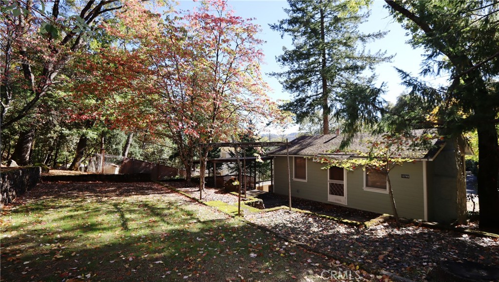 10785 Loch Lomond Property Photo 1