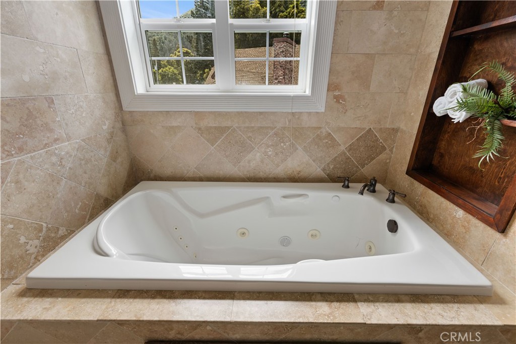 2717 Buckingham Drive Property Photo 24