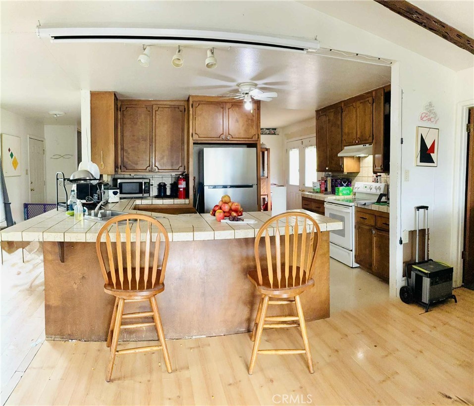 2900 Oakcrest Drive Property Photo 12