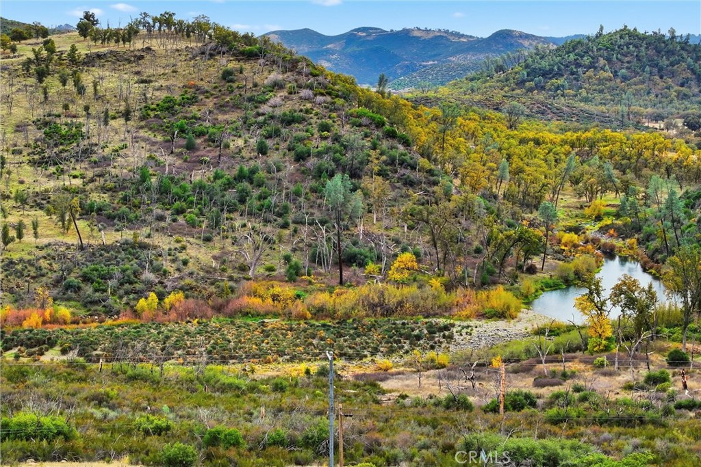 21612 Yankee Valley Property Photo 2