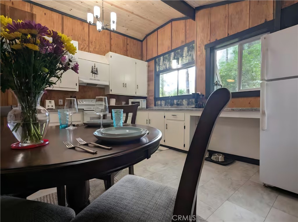 16135 Bottle Rock Rd. Property Photo 6