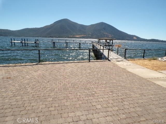10920 Lakeshore Property Photo 1