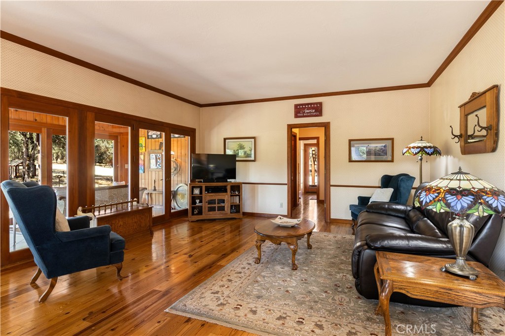 608 Dixon Drive Property Photo 12