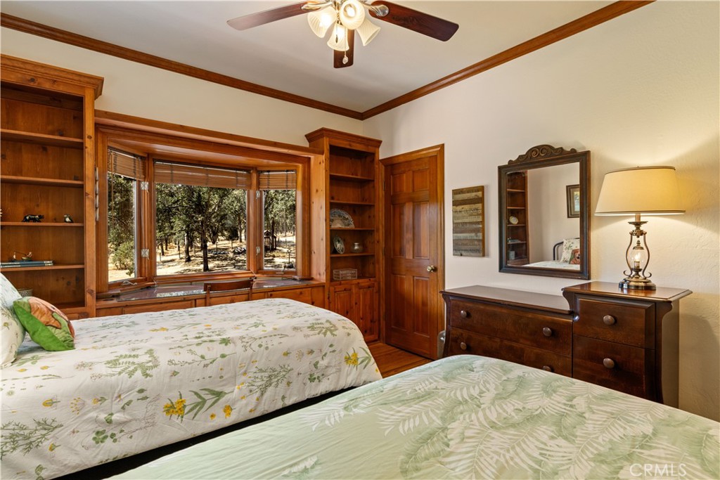 608 Dixon Drive Property Photo 36