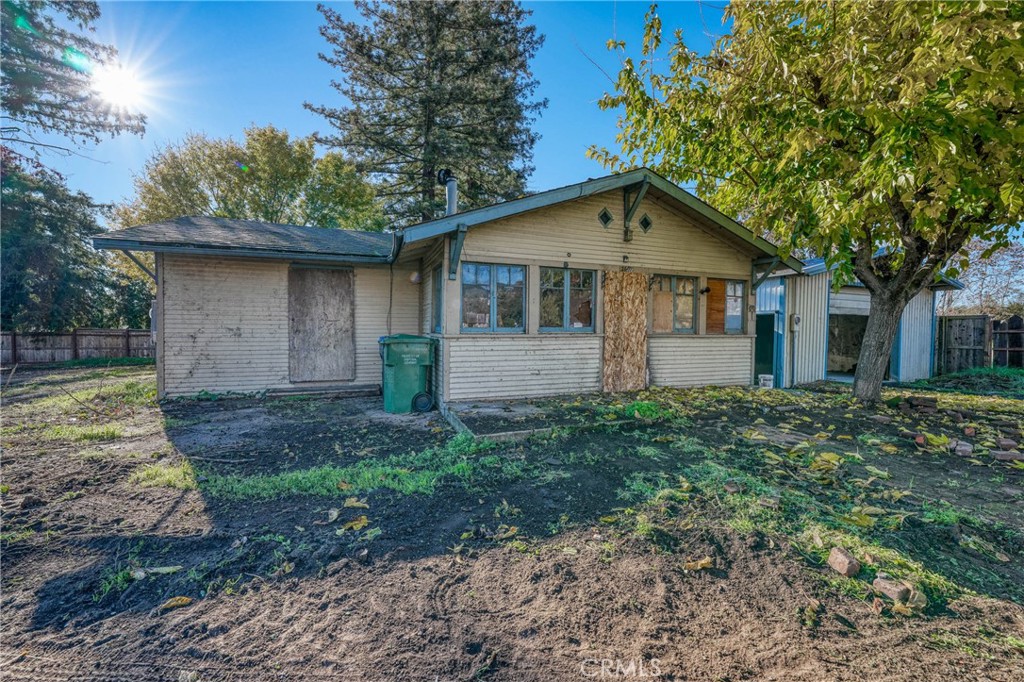 3527 E State Highway 20 Property Photo 2