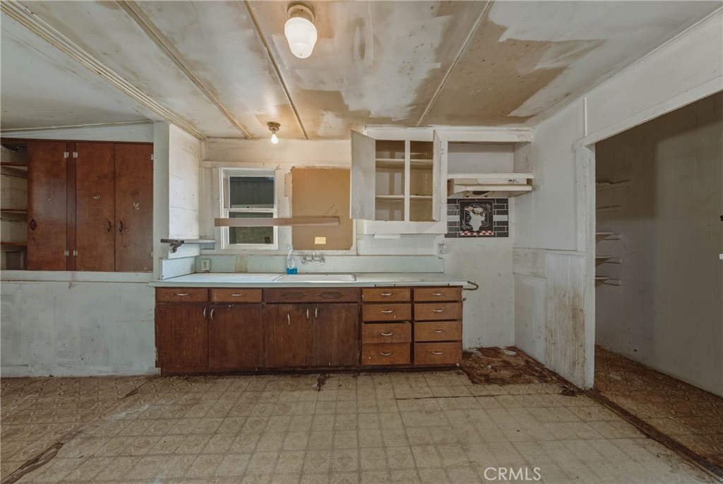 3527 E State Highway 20 Property Photo 15