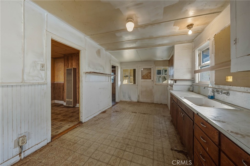 3527 E State Highway 20 Property Photo 17