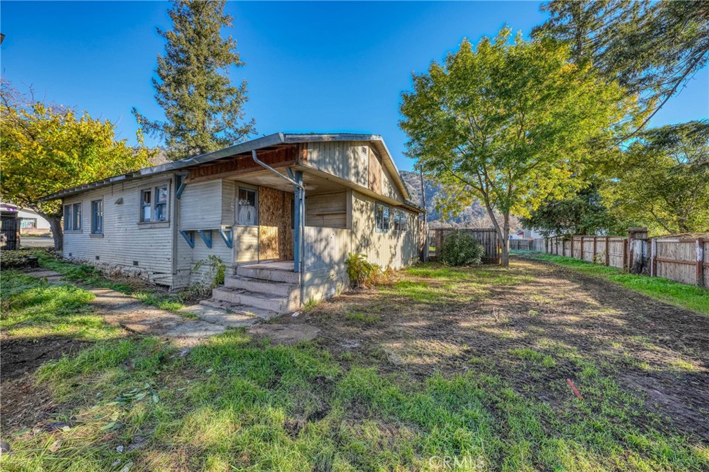 3527 E State Highway 20 Property Photo 20