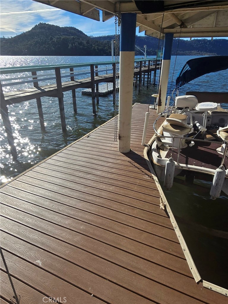 14101 Lakeshore Property Photo 6