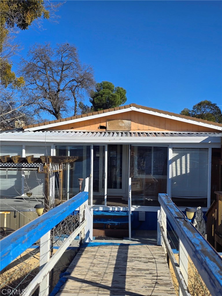 14101 Lakeshore Property Photo 10