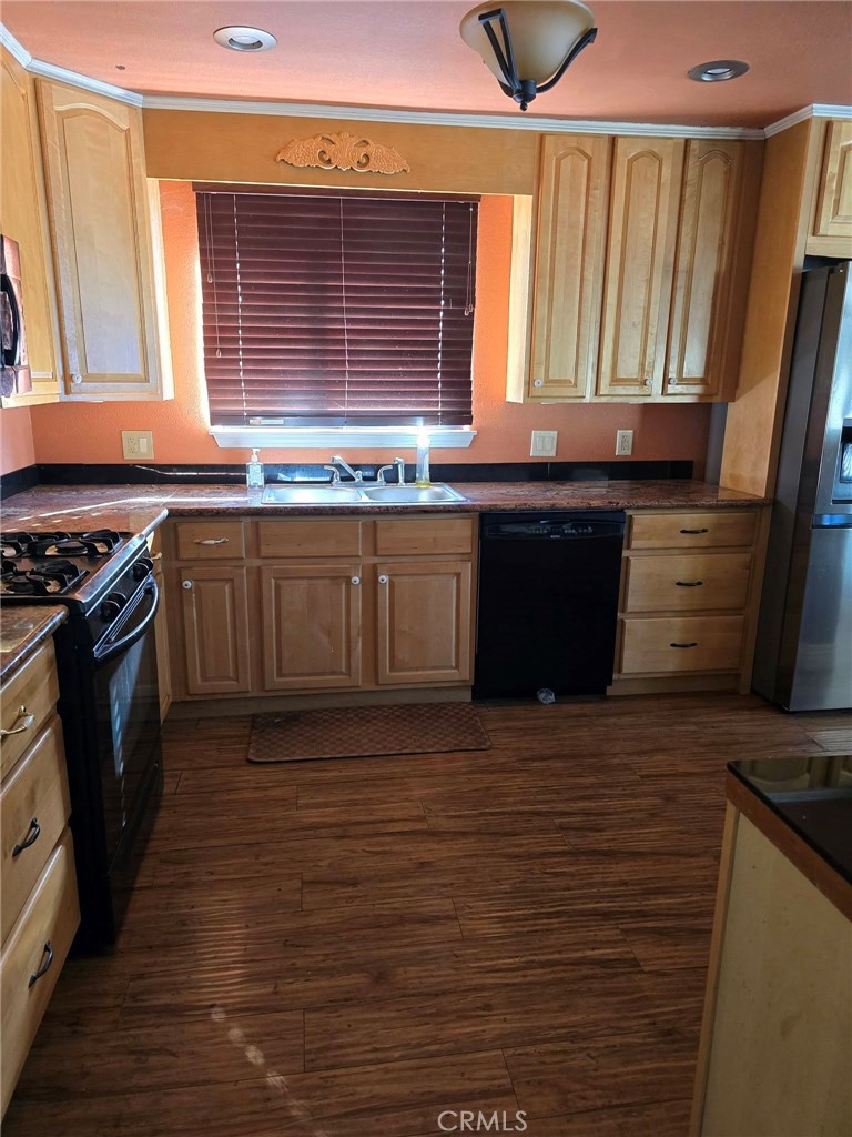 14101 Lakeshore Property Photo 16