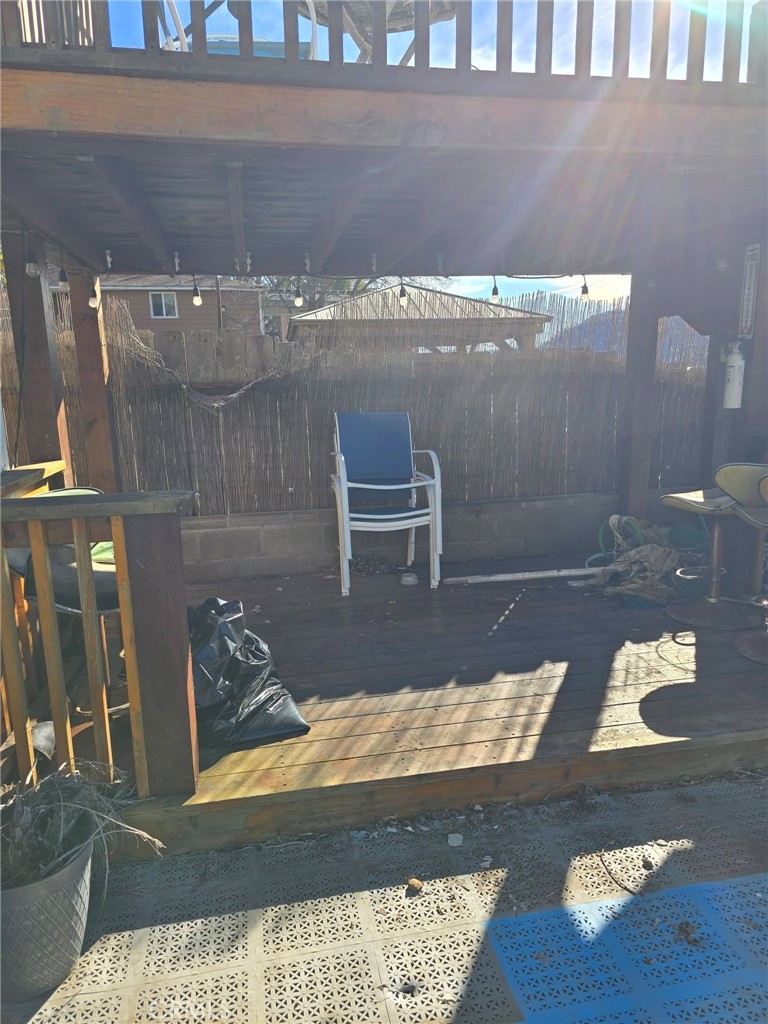 14101 Lakeshore Property Photo 31