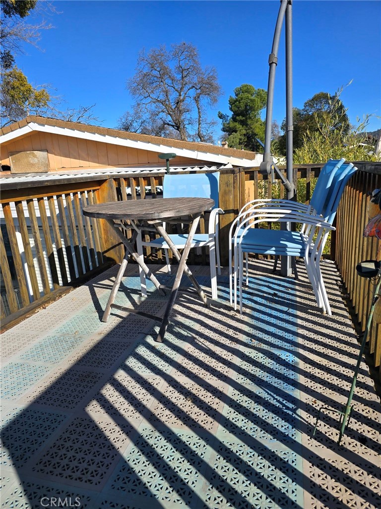 14101 Lakeshore Property Photo 34