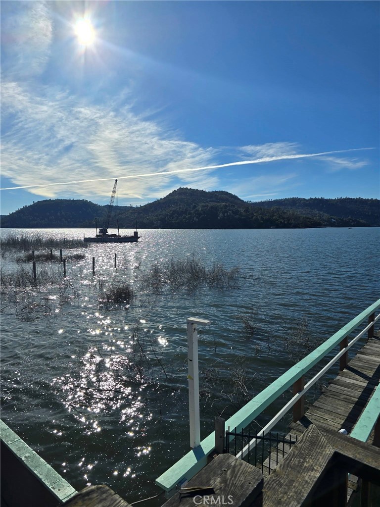 14101 Lakeshore Property Photo 36
