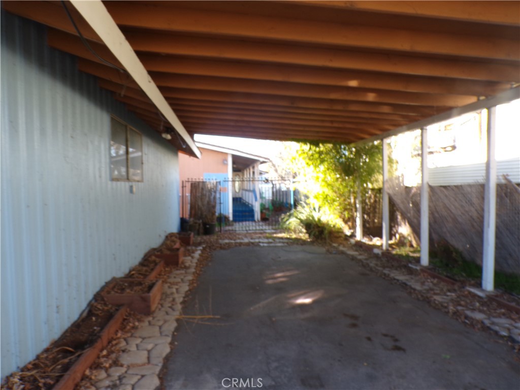 14101 Lakeshore Property Photo 38