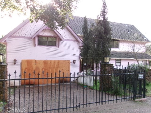17392 Cache Creek Road Property Photo 4
