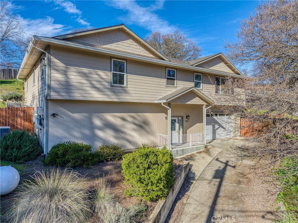 5585 Sunrise Drive Property Photo 1