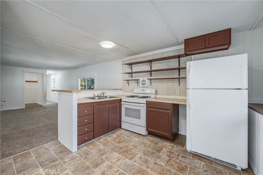 5890 E Highway 20 16 Property Photo 22