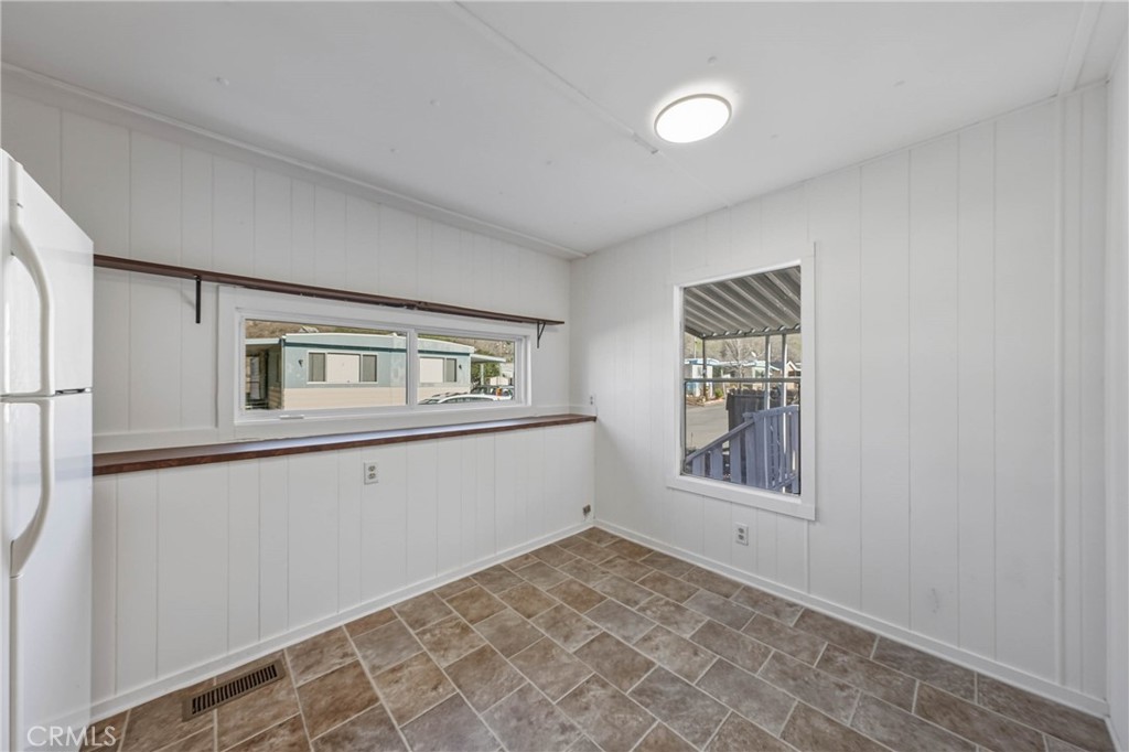 5890 E Highway 20 16 Property Photo 23
