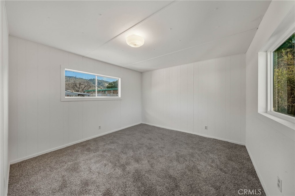 5890 E Highway 20 16 Property Photo 27