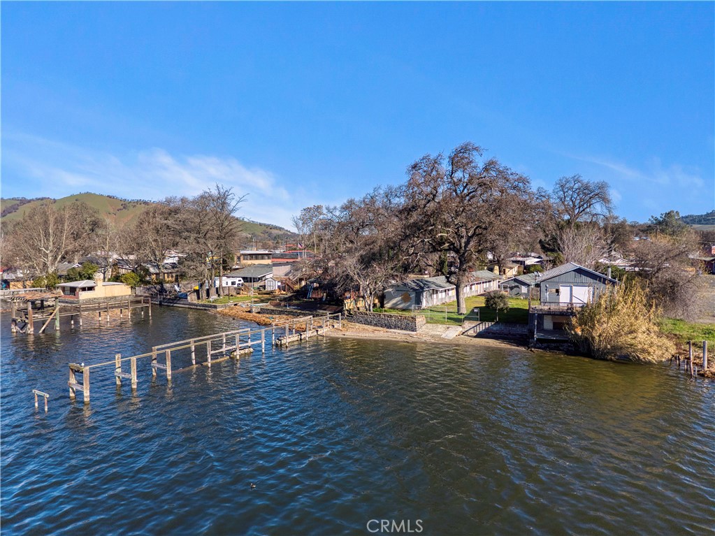 14151 Lakeshore Property Photo 32