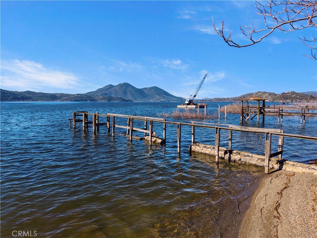 14151 Lakeshore Property Photo 34