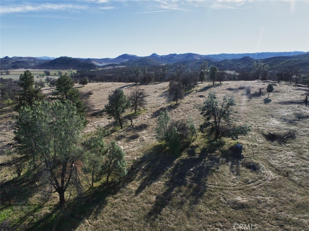 19755 Grange Property Photo 7