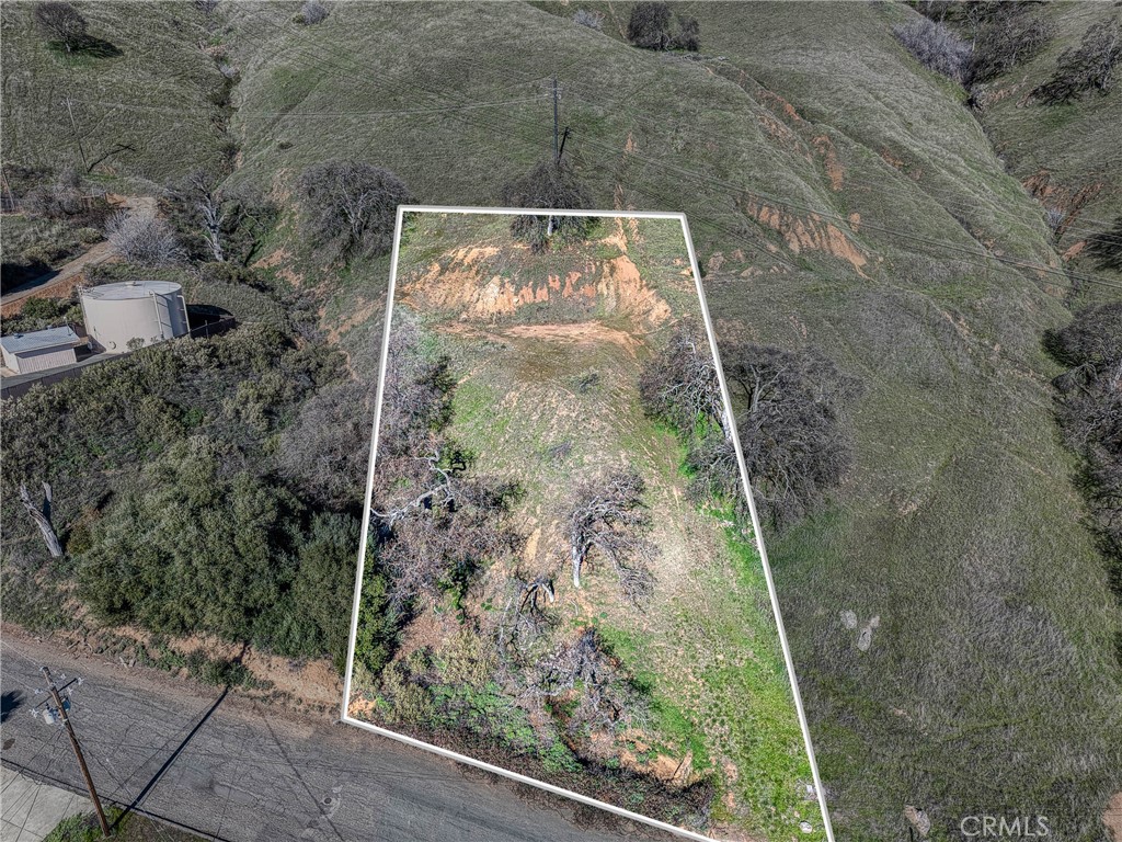 7780 Verna Property Photo 4