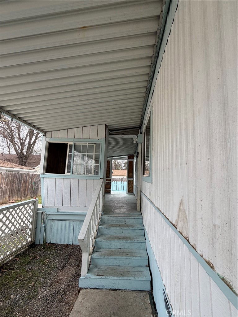 14707 Walnut Avenue Property Photo 16