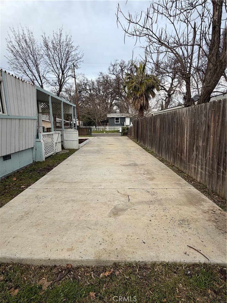 14707 Walnut Avenue Property Photo 49