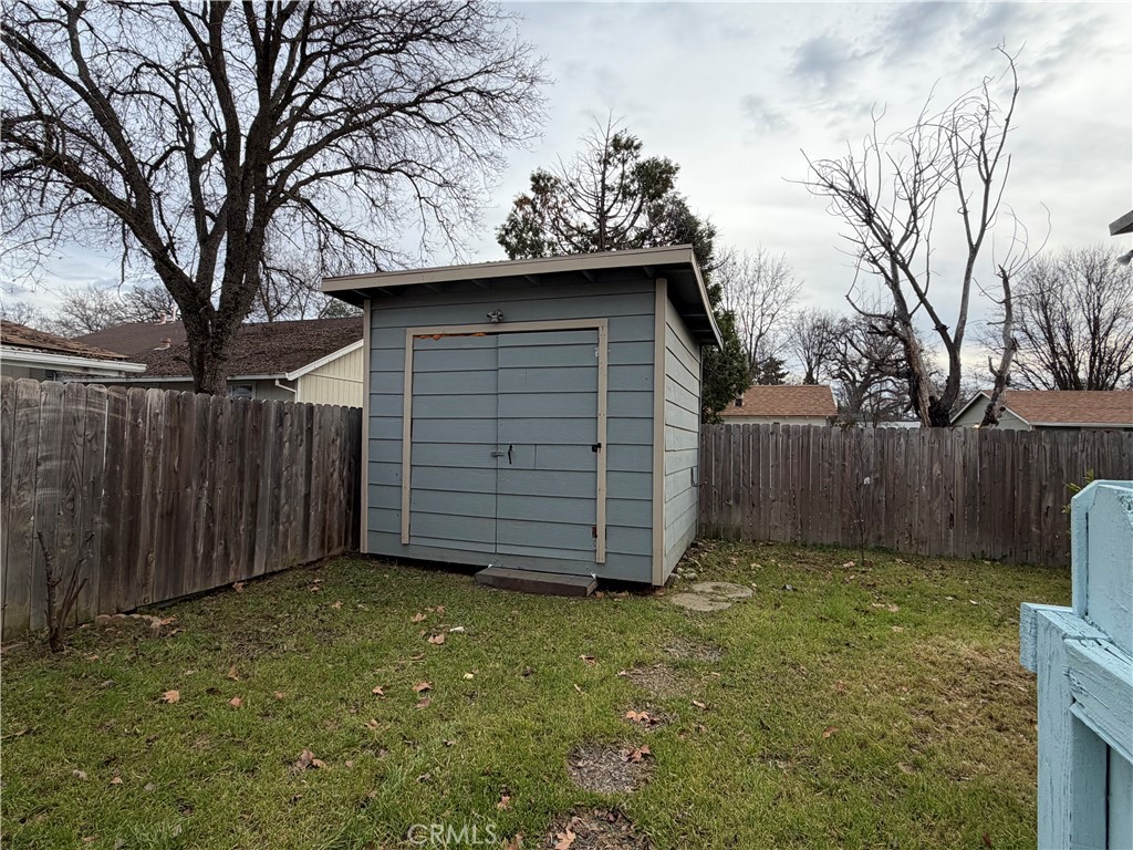 14707 Walnut Avenue Property Photo 51