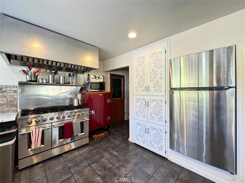 8411 Highway 175 Property Photo 9