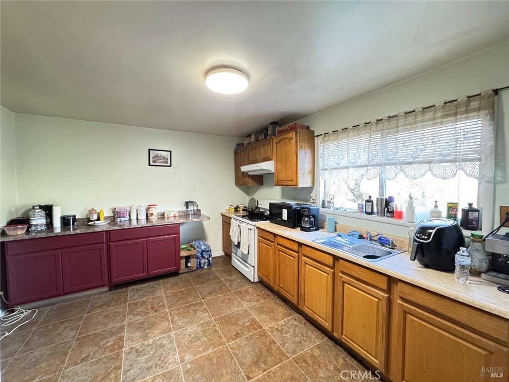 8411 Highway 175 Property Photo 36