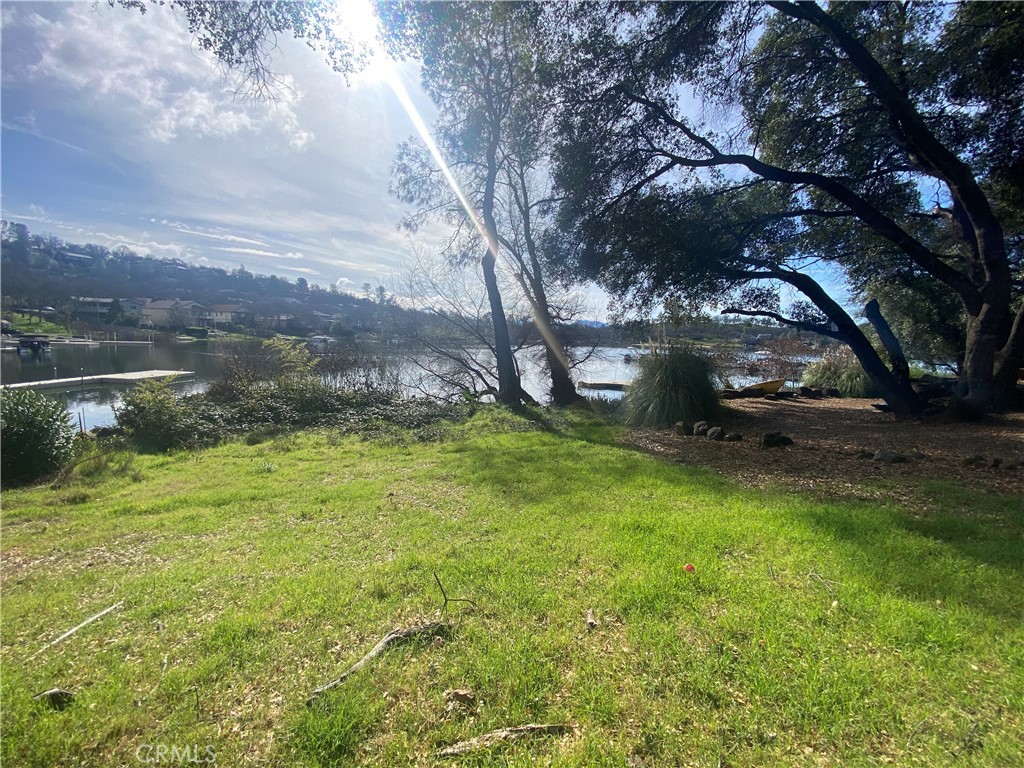 18879 N Shore Property Photo 2