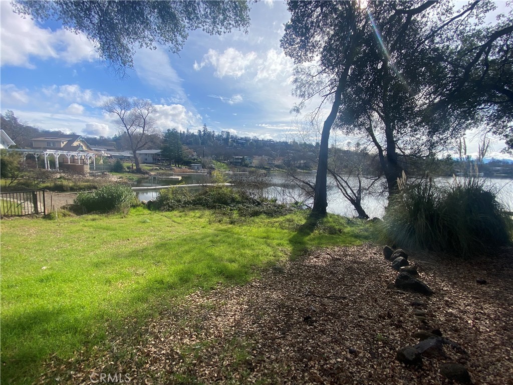 18879 N Shore Property Photo 4