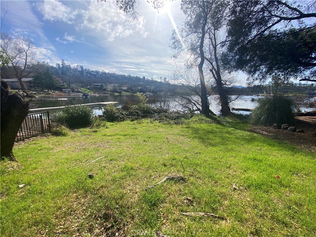 18879 N Shore Property Photo 6