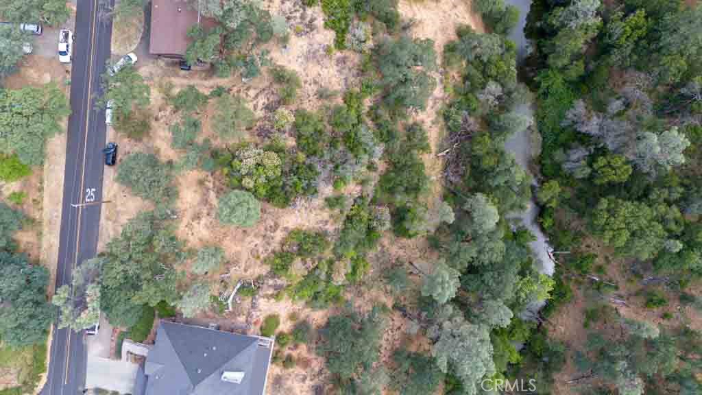 18337 North Shore Drive Property Photo 12