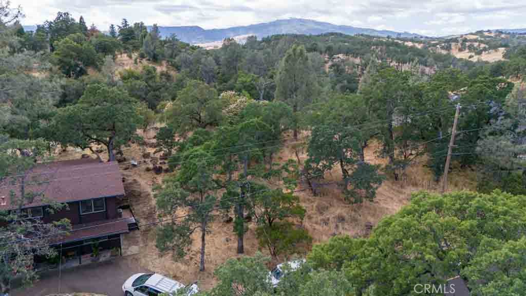 18337 North Shore Drive Property Photo 18