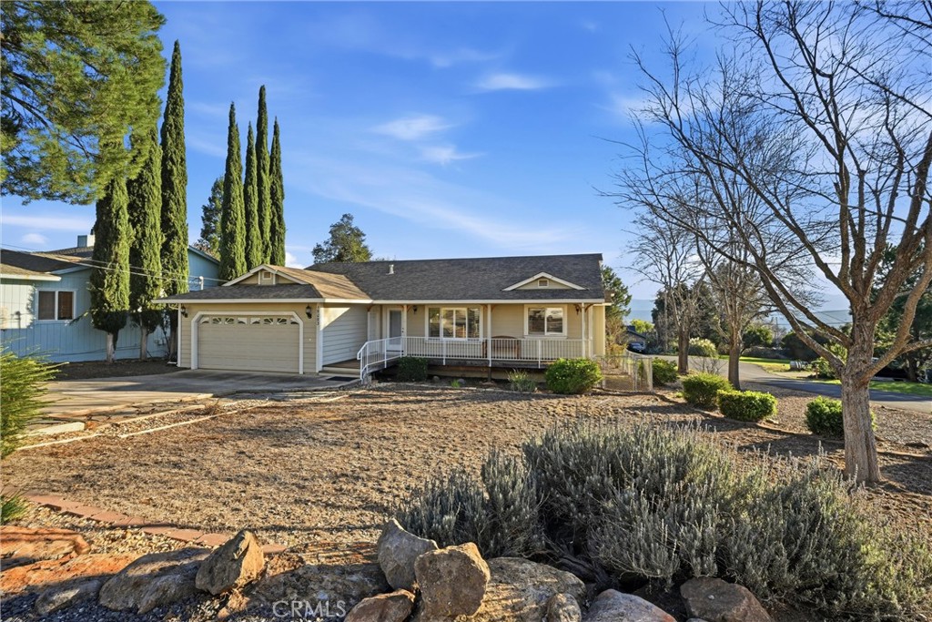 19093 Ravenhill Road Property Photo 1