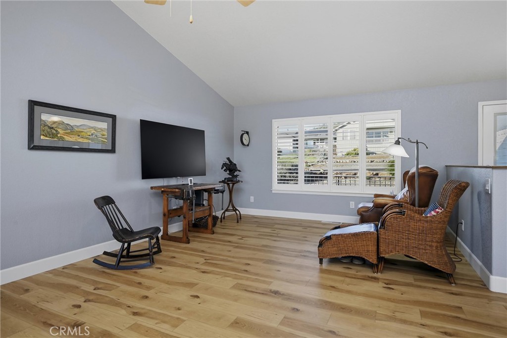 19093 Ravenhill Road Property Photo 9