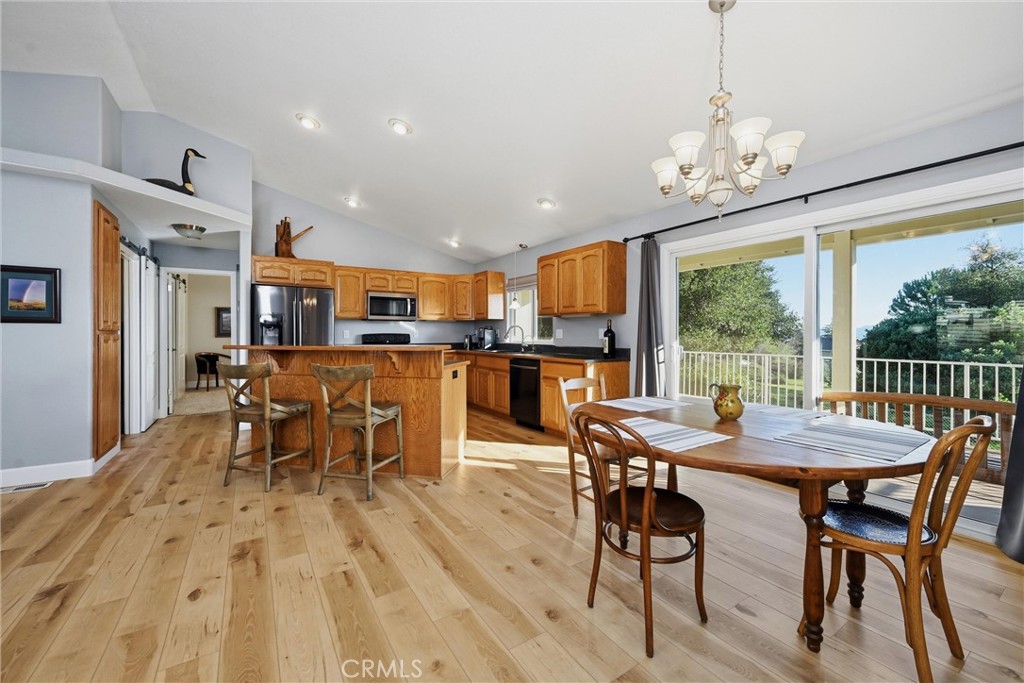 19093 Ravenhill Road Property Photo 14