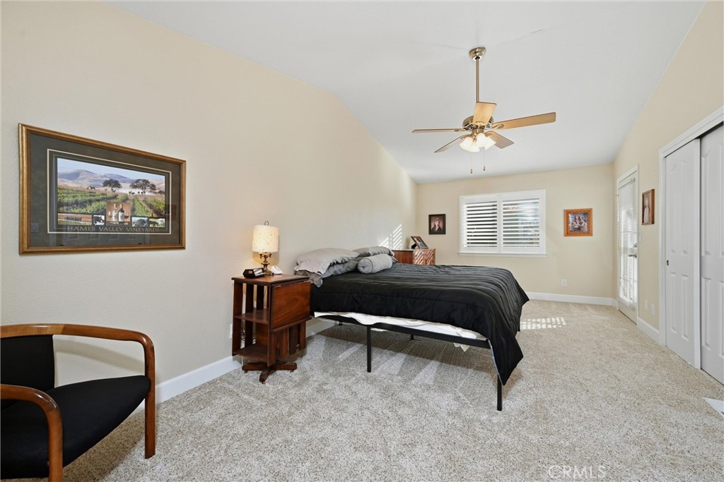 19093 Ravenhill Road Property Photo 18
