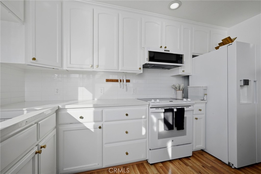 10727 E Highway 20 Property Photo 10