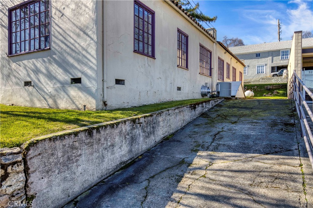 301 N Forbes Street Property Photo 19