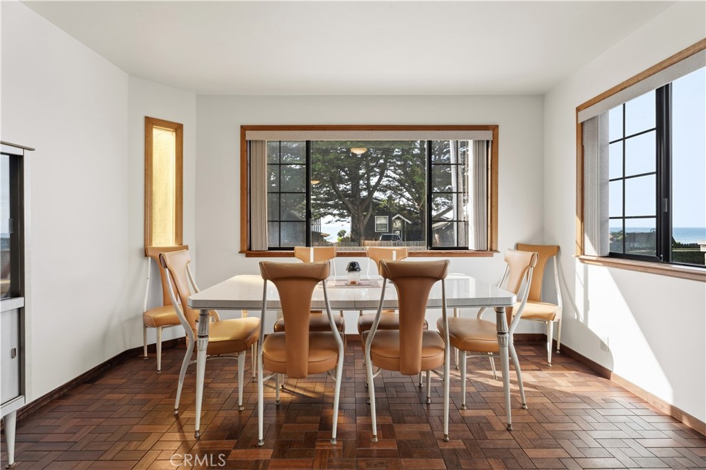 37043 Omega Property Photo 5