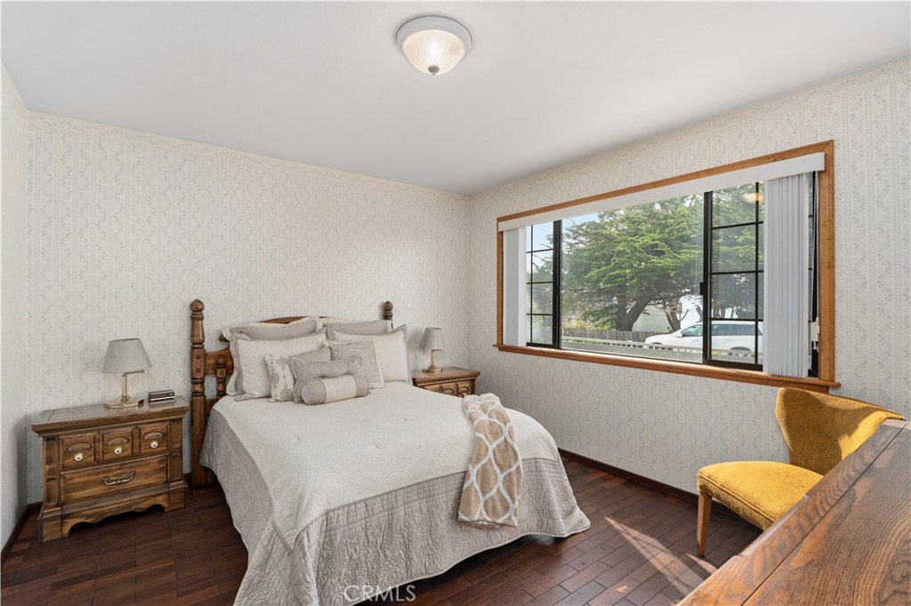 37043 Omega Property Photo 10