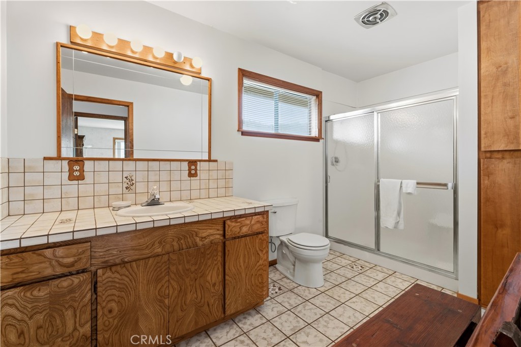 37043 Omega Property Photo 12